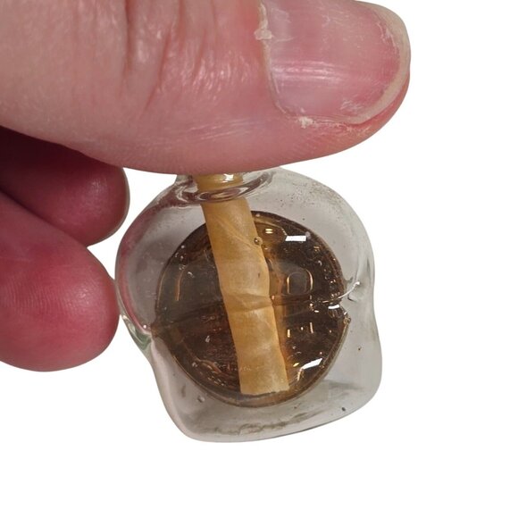 1942 Wheat Penny in Old American Pinch Bottle Glass WWII Good Luck Miniature WW2 - Picture 3 of 13